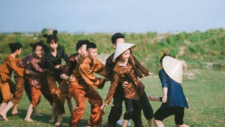 Xu hướng Triệu Lộ Tư cắt phăng mái tóc: Hotspot Matrix tiết lộ bí quyết video viral